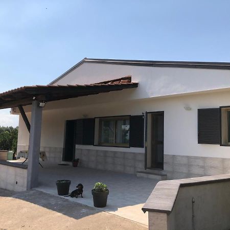 Villetta Gallo B&B Casa Vacanze Humanitas Catania Centro Sicilia Clinica Humanitas Misterbianco Exteriör bild